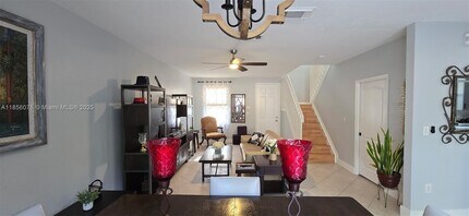 953 NW 135th Ave in Pembroke Pines, FL - Building Photo - Building Photo