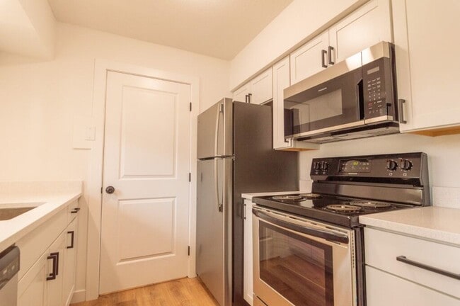 property at 506-510-510 SE 46th Ave