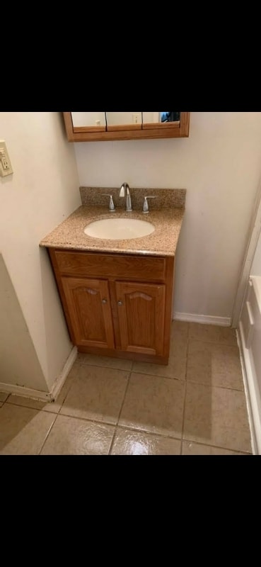 4200 W Girard Ave in Philadelphia, PA - Foto de edificio - Building Photo