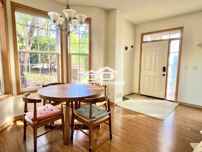 3029 Hemingway Tr in Maplewood, MN - Building Photo - Building Photo