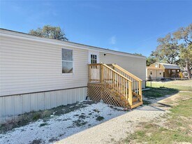 954 Phillip Ln in Liberty Hill, TX - Building Photo