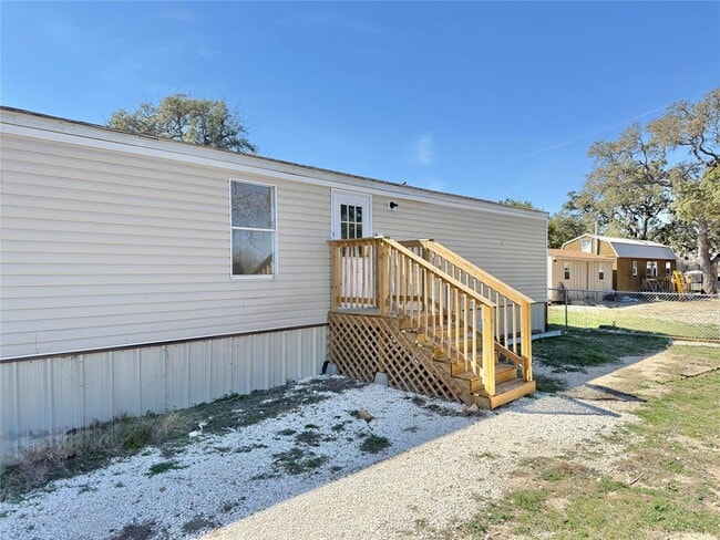 property at 954 Phillip Ln