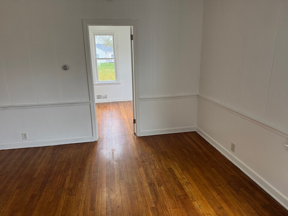 99 Lansing St, Unit 2 in Auburn, NY - Building Photo