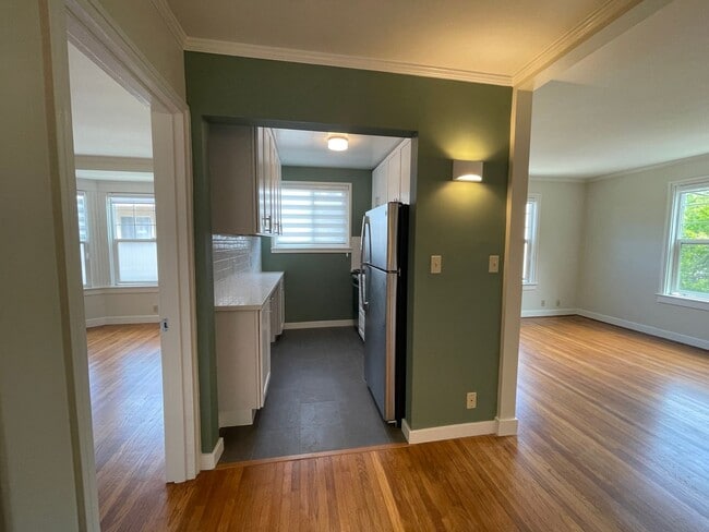 property at 669 Oakland Ave