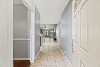 16602 Grenada Falls Dr in Houston, TX - Building Photo - Building Photo