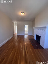 35 Langdon St, Unit 14 in Cambridge, MA - Building Photo - Building Photo