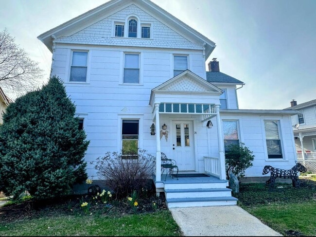 property at 14 Anthony St
