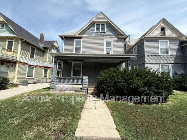 property at 3038 Walnut Ct