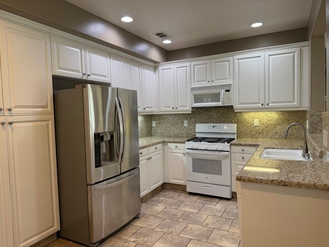 property at 28377 Mirabelle Ln