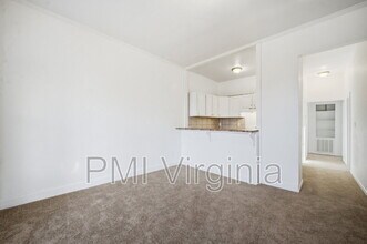 36 Cedar Ave in Newport News, VA - Building Photo - Building Photo