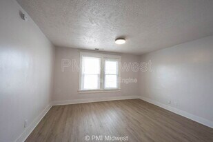 2211 E New York St, Unit B in Indianapolis, IN - Building Photo