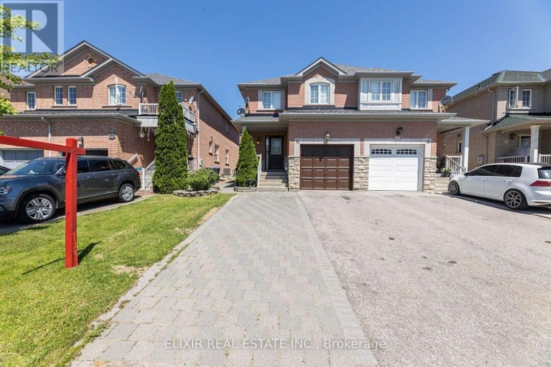 14 Passfield Trail in Brampton, ON - Building Photo