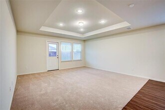 9100 Settlers Peak Rd in Fort Worth, TX - Building Photo - Building Photo