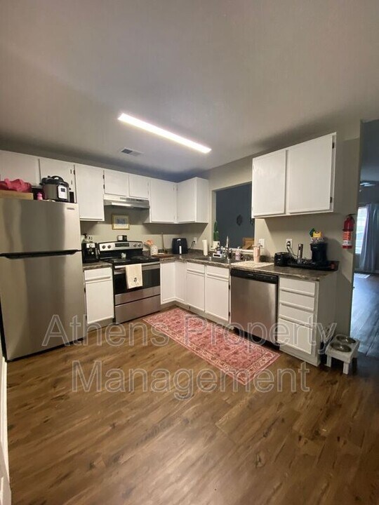 107 Cameron Ct in Athens, GA - Building Photo