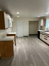 933 NW Cains Rd in Prineville, OR - Building Photo - Building Photo