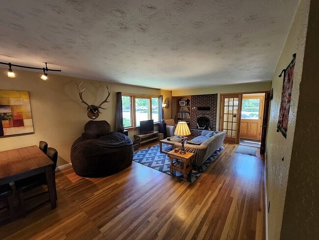 property at 610 South Ave E