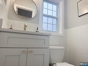 693 Oak Ave in Maywood, NJ - Building Photo - Building Photo