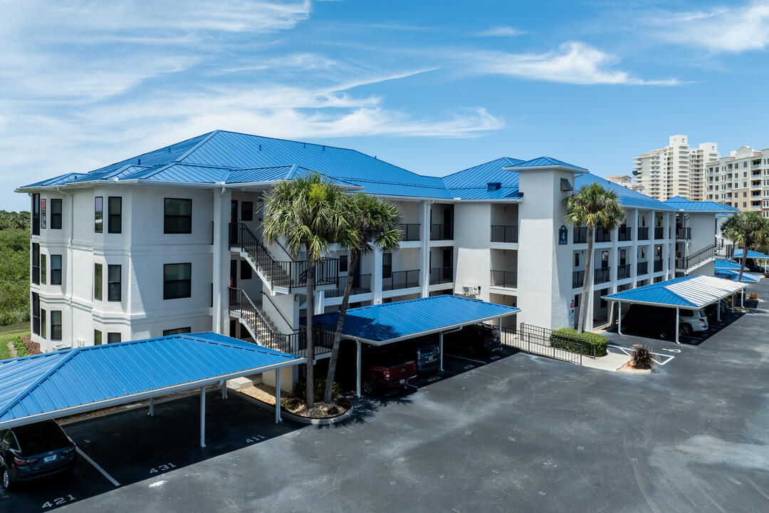 Inlet Marina Villa V in New Smyrna Beach, FL - Building Photo