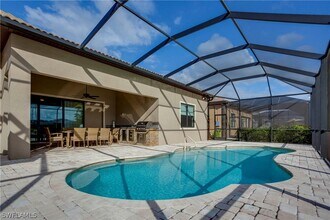 14020 Hawks Eye Ct in Estero, FL - Building Photo - Building Photo