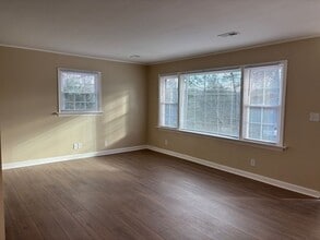 635 Oakgrove Rd in Asheboro, NC - Building Photo - Building Photo