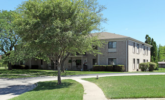 1812 Middlesbrough Ct Apartments