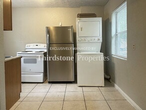 1861 Bisbee St in Jacksonville, FL - Building Photo - Building Photo