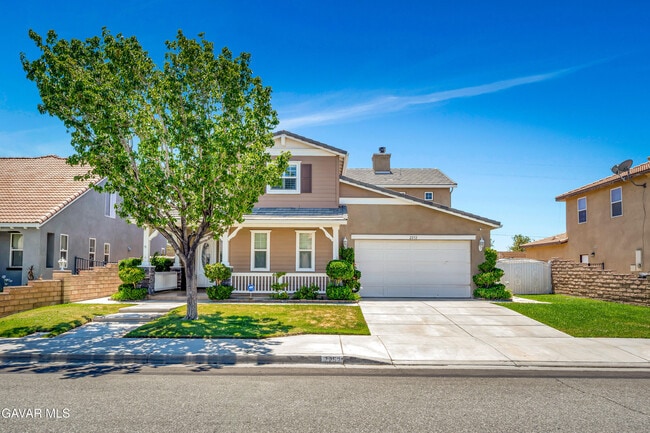 2252 Cypress St in Lancaster, CA - Building Photo - Building Photo