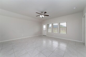 24422 Skytrail Dr in Katy, TX - Building Photo - Building Photo