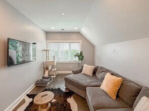 468 Salem St in Malden, MA - Building Photo - Building Photo