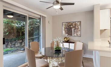 Avana Chestnut Hills in Puyallup, WA - Building Photo - Building Photo
