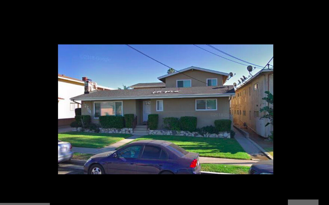 12704 Truro Avenue #G in Hawthorne, CA - Foto de edificio