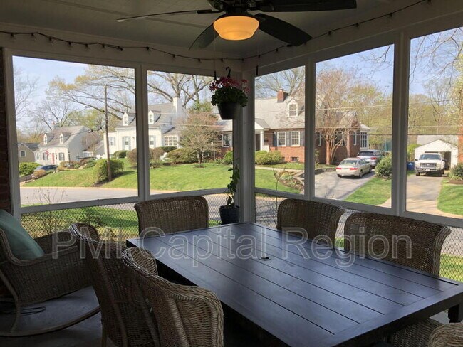 10305 Ridgemoor Dr in Silver Spring, MD - Building Photo - Building Photo