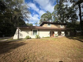 608 SW 80th Blvd in Gainesville, FL - Building Photo