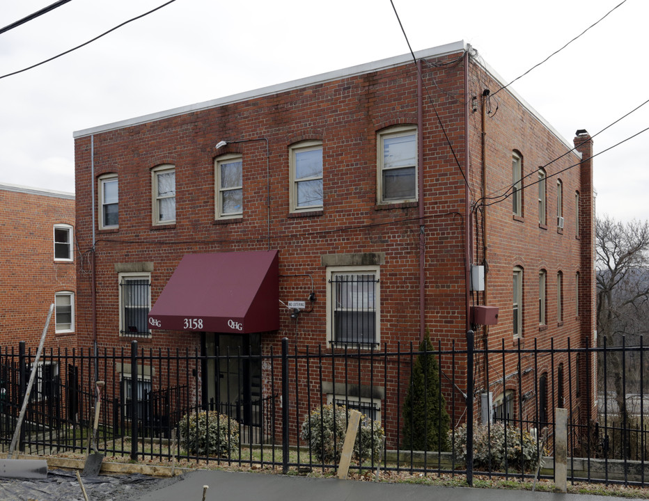 3158 Buena Vista Ter SE in Washington, DC - Building Photo