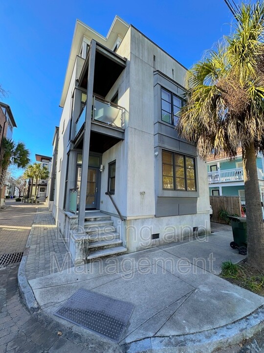 197 St Philip St in Charleston, SC - Building Photo