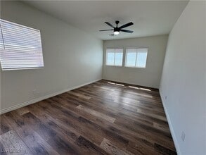 3605 Tuscany Ridge Ct in North Las Vegas, NV - Foto de edificio - Building Photo