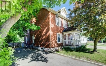 63 Brook St in Cambridge, ON - Building Photo - Building Photo