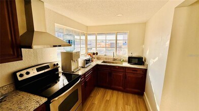 711 W Amelia St in Orlando, FL - Building Photo - Building Photo