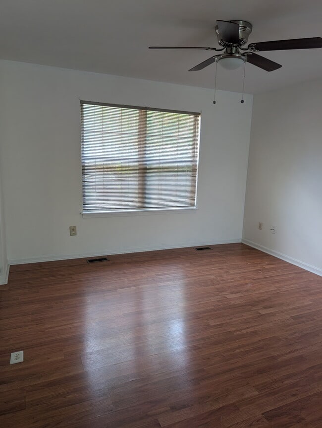 314 Moonlight Ct