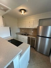 977 June Rd in Memphis, TN - Building Photo - Building Photo