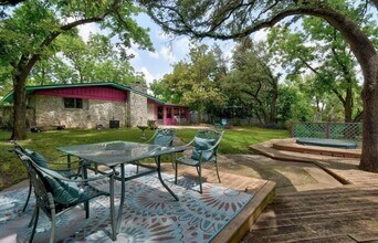 11403 Indianhead Dr in Austin, TX - Building Photo - Building Photo