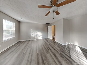 8079 Kylie Ct in Riverdale, GA - Building Photo - Building Photo