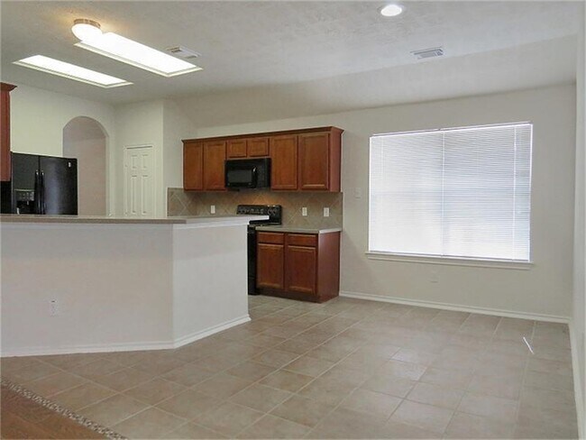 6410 Bonnie Chase Ln in Katy, TX - Building Photo - Building Photo