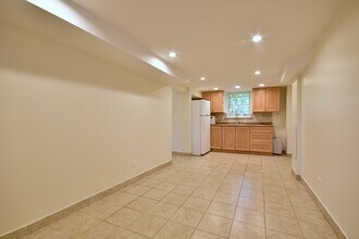 3859 N Oconto Ave, Unit G in Chicago, IL - Foto de edificio - Building Photo