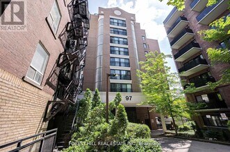 97 Lawton Blvd in Toronto, ON - Building Photo - Building Photo