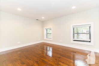 2602 N Racine Ave in Chicago, IL - Building Photo - Building Photo