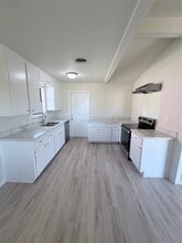 3616 Willowick Dr in Bay City, TX - Building Photo - Building Photo