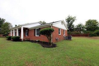 707 Chickasaw Rd in Murfreesboro, TN - Building Photo - Building Photo