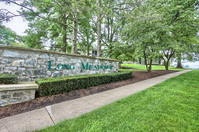 Long Meadows Apartments photo'