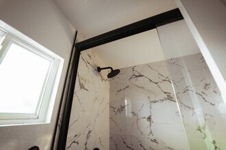 232 E Marengo Ave in Shafter, CA - Building Photo - Building Photo